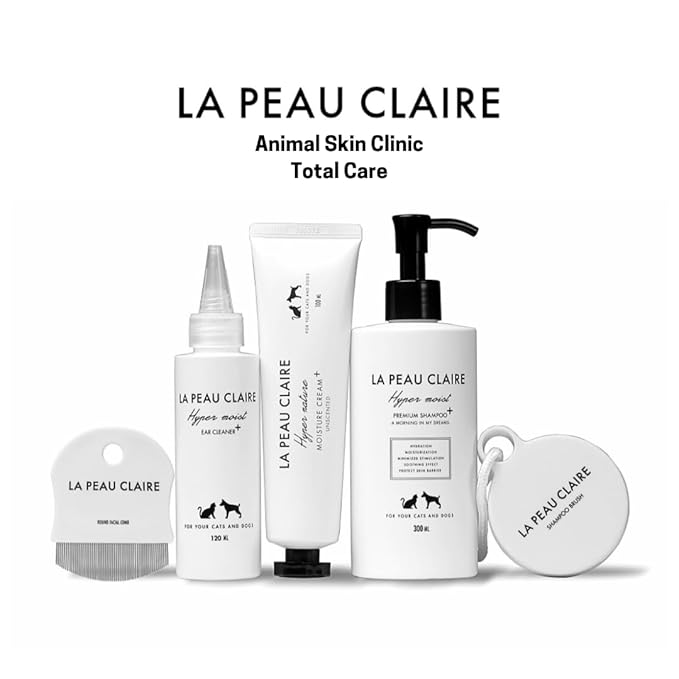 Professional Dog Eye Comb and Cat | Tear Stain Remover for Pets | Round Fine-Tooth Grooming Brush for Gentle Facial Cleansing | Easy Eye Gunk Remover | Includes Bag