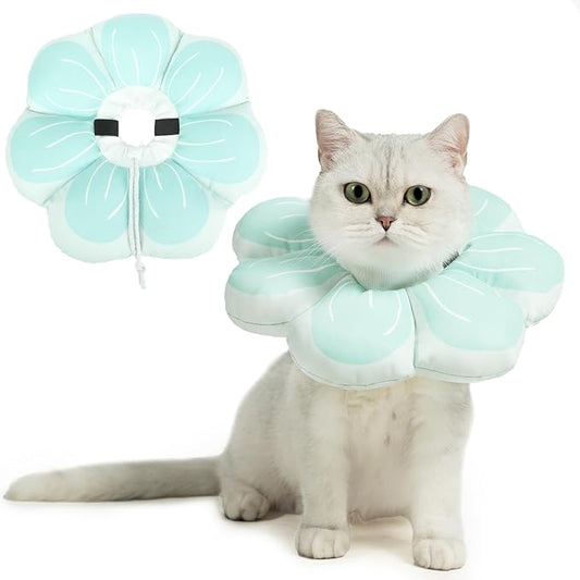 PUPTECK Cat Cone Collar Soft, Adjustable Protective Recovery Flower Collar Alternative, Comfortable Elizabethan Cat Collar Lightweight Stop Licking Neck Cone for Cats After Surgery, Blue, M