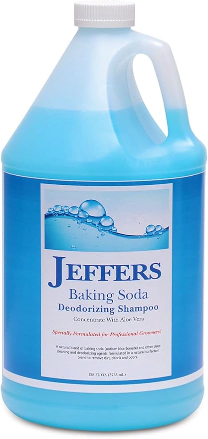 Jeffers Pet Baking Soda Pet Shampoo – Deodorizing Dog & Cat Wash with Aloe Vera, Deep Cleansing & Odor Control, Gentle for Sensitive Skin, Home Grooming Essential, Soap Free, Fresh Scent, 1 Gallon