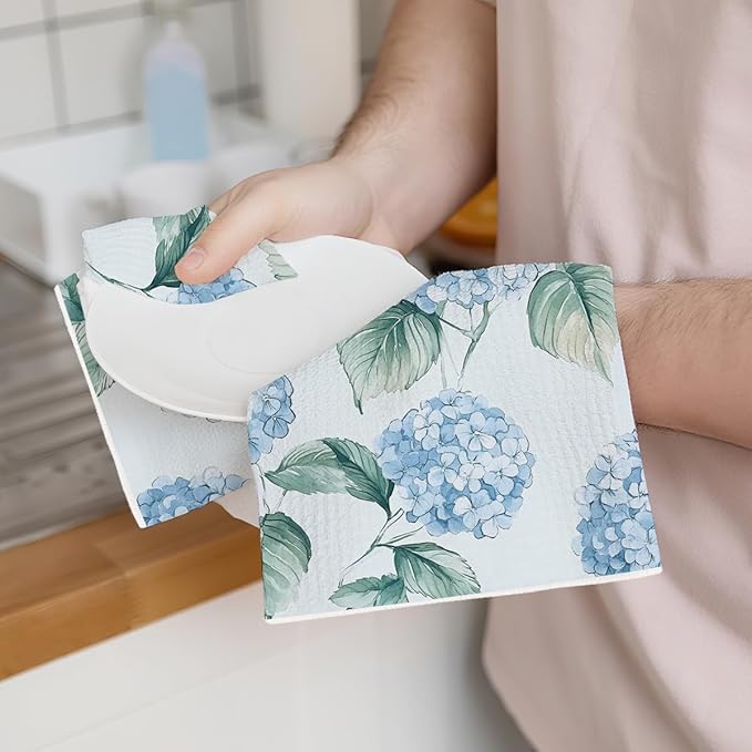 3 Pcs Blue Hydrangea Kitchen Towels, Farmhouse Blue Hydrangea Decor Summer Flowers Decorative Spring Floral Tea Dish Towels , Waffle Soft Hand Towel for Farmhouse Kitchen Bathroom, Housewarming Gifts