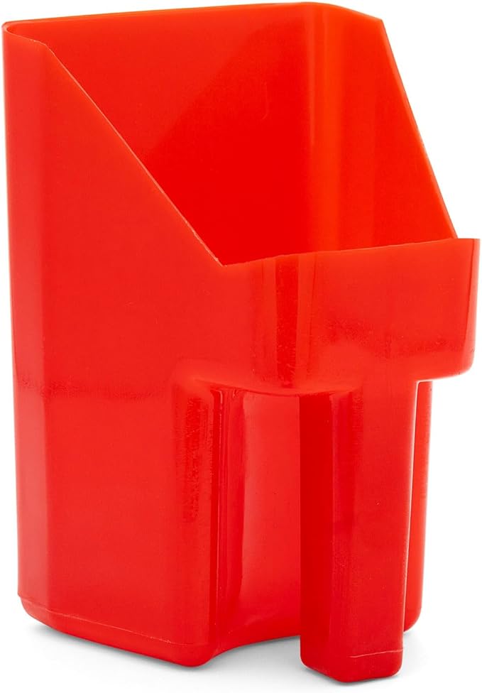 Jeffers Super Scoop 3 Quart – Lightweight and Heavy Duty Plastic Feed Scoop for Pet Food, Grain, Dog Food, Cat Litter, Flour, Rice, Chicken Feed, Garden Soil, Barn, Farm, and Outdoor Use - Red