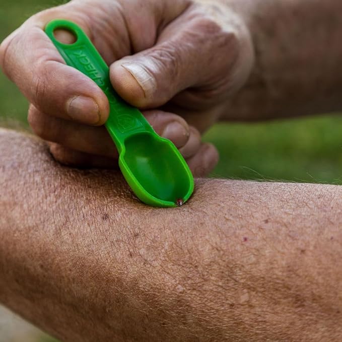 Tick Remover Spoon Keychain - Lightweight Tick Remover Tool with Free Tick ID Card & Carabiner