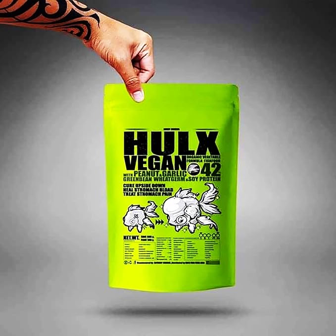 HULX Green Goldfish Food Sinking Pellets for Big Muscle & Mass Weight Gain, Whey Mixed High Protein 60% Fish Food Growth Fast Formula 600 Gram. 1mm, Healthy, Color Enhancing Clear Water Fish Feed