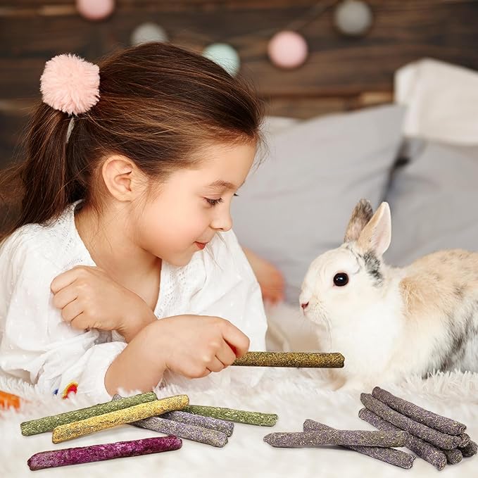 33 Pcs Rabbit Chew Sticks, Rabbit, Guinea Pig Toys, Natural Timothy Grass Molar Teeth Stick, Mixing Natural Flowers Chewing Toy, Small Animals Treats