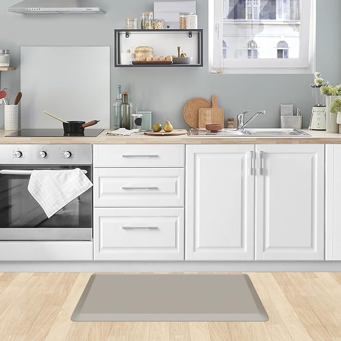 KitchenClouds Kitchen Mat Cushioned Anti Fatigue Rug 17.3"x28" Waterproof Non Slip Standing Desk Mat Comfort Floor Mats for Kitchen House Sink Office (Khaki)