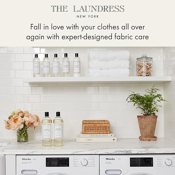 The Laundress Signature Isle Detergent, Coastal Inspired Scent, Concentrated Laundry Detergent Liquid, Tough on Stains, Isle Scent, 32 oz.