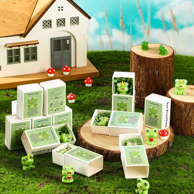 25 Set Employee Appreciation Gifts Bulk Coworkers Thank You Desk Pets Holiday Small Cute Emotional Support Resin Ornaments Card Box for Women Men Adults Office (Frog)