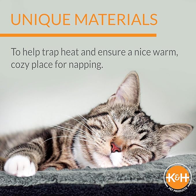 K&H PET PRODUCTS Self-Warming Cat Bed Pad, Self Heating Pad for Outdoor Cat Houses, Warming Mat for Indoor Pet Beds & Furniture, Reversible Blanket, Washable - Small 21 X 17in Oatmeal/Chocolate