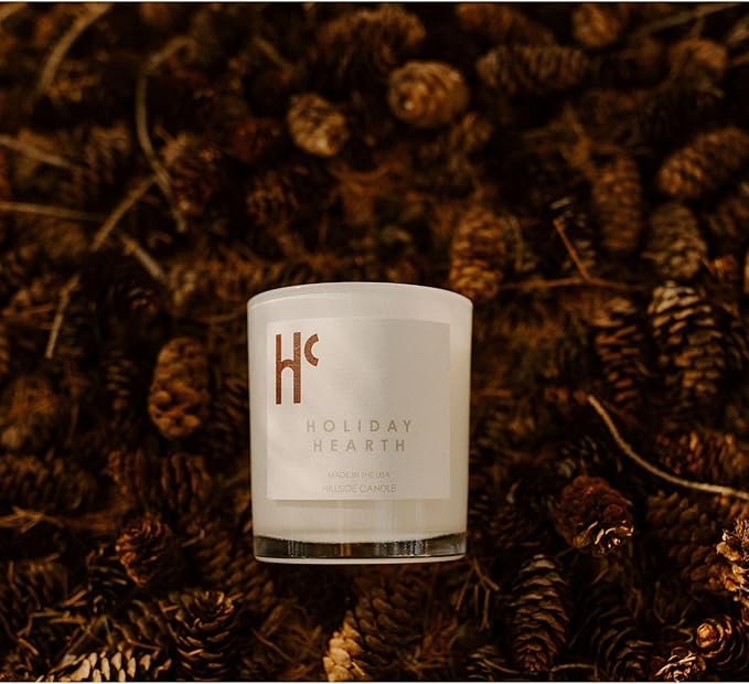 Holiday Hearth Single Wick Soy Candles, Luxury Scented Candles for Home - Up to 60 Hour Burn Time, Cruelty-Free Soy Wax Blend - Frosted Sugar Plum & Cinnamon Fragrance (9 oz)