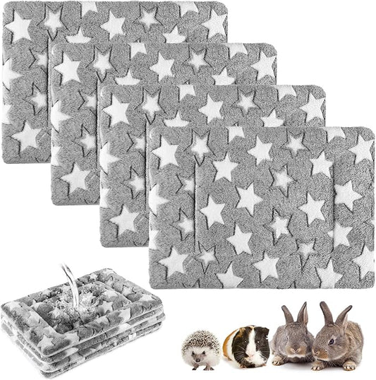 Haull 4 Pcs Waterproof Guinea Pig Bedding Winter Guinea Pig Bed Plush Cage Liners Soft Dog Cat Mat Reversible Winter Cozy Animal Pee Pad Hamster Bed Mat for Bunny(Black White Star,13 x 10 Inch)
